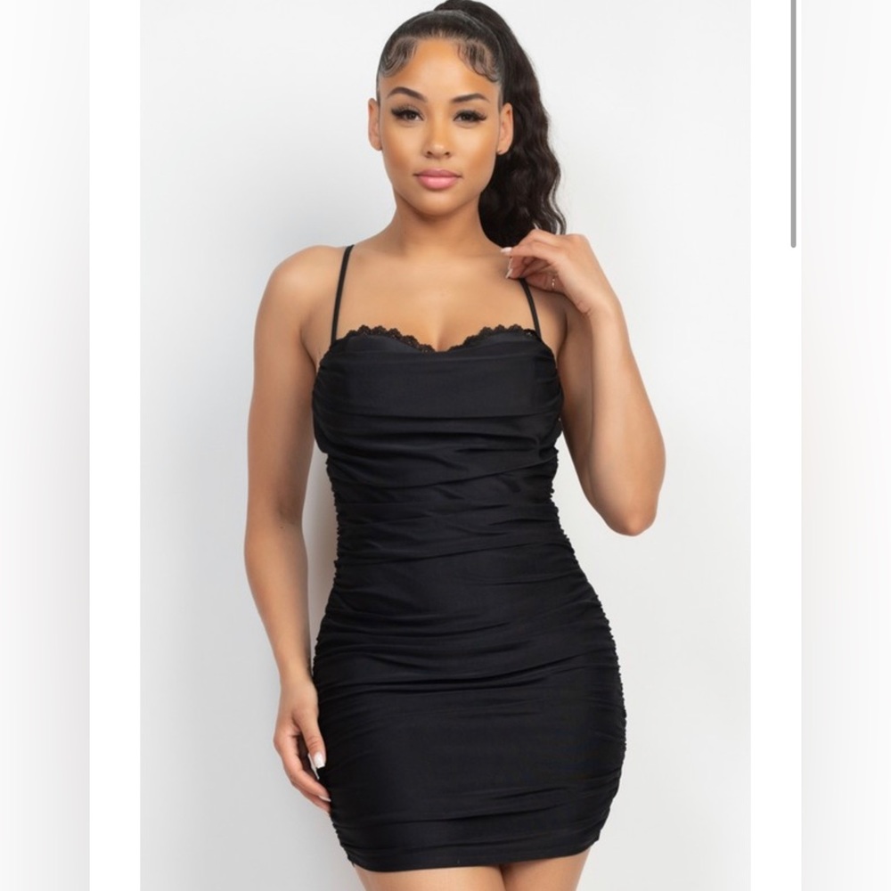 BLACK STRAP BODYCON DRESS